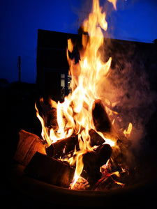 'Wonky' Kiln Dried Hardwood Logs | Firepits/Chimneas